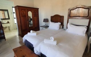 9 Bedroom House For Sale in Stampriet