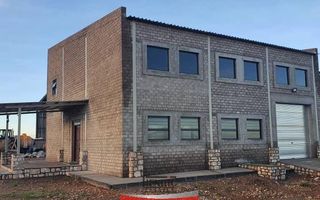 9 Bedroom House For Sale in Stampriet