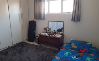 7 Bedroom House For Sale in Long Beach