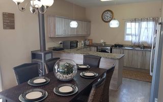 7 Bedroom House For Sale in Long Beach