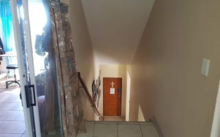 7 Bedroom House For Sale in Long Beach