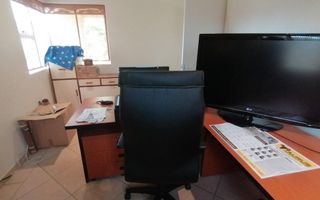 5 Bedroom House For Sale in Ocean View