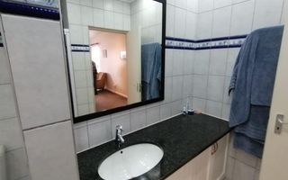 5 Bedroom House For Sale in Ocean View