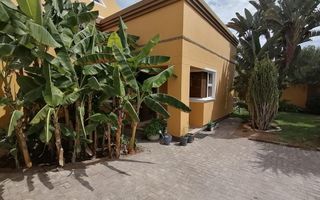 5 Bedroom House For Sale in Ocean View