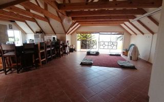 5 Bedroom House For Sale in Ocean View