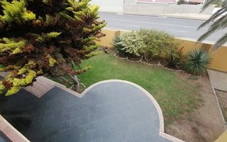 5 Bedroom House For Sale in Ocean View