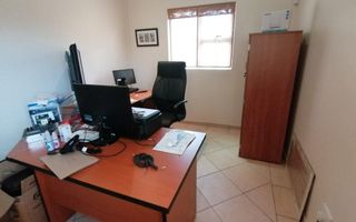 5 Bedroom House For Sale in Ocean View