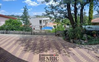 5 Bedroom House For Sale in Klein Windhoek