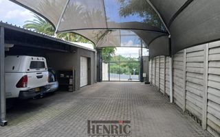 5 Bedroom House For Sale in Klein Windhoek