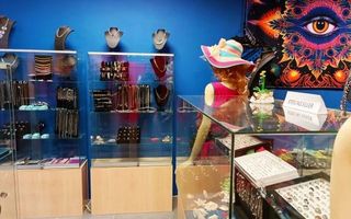 Office / Retail / Mixed Use For Sale in Waterfront