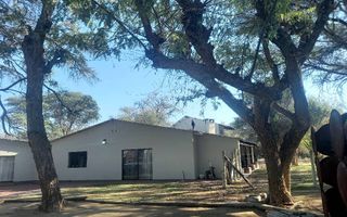 3 Bedroom House For Sale in Omaruru