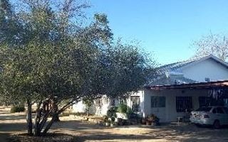4 Bedroom House For Sale in Omaruru