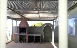 3 Bedroom House For Sale in Keetmanshoop
