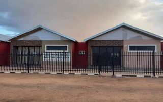 Office / Retail / Mixed Use For Sale in Okahandja