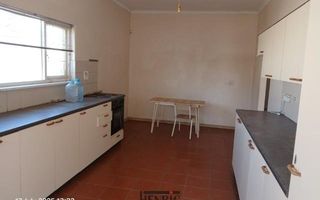 3 Bedroom House For Sale in Hermis