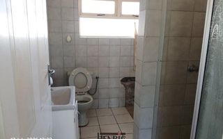 3 Bedroom House For Sale in Hermis