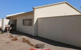 3 Bedroom House For Sale in Hermis