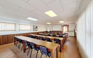 16 Bedroom Hospitality For Sale in Lagoon