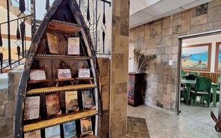 16 Bedroom Hospitality For Sale in Lagoon