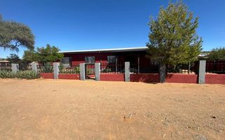 3 Bedroom House For Sale in Rehoboth