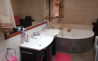 5 Bedroom House For Sale in Swakopmund Central, Swakopmund