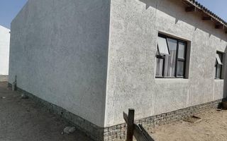 3 Bedroom House For Sale in Matatura