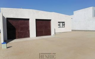 3 Bedroom House For Sale in Matatura