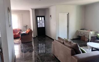 3 Bedroom House For Sale in Matatura