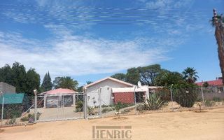 4 Bedroom House For Sale in Omaruru