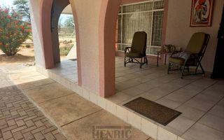 4 Bedroom House For Sale in Omaruru