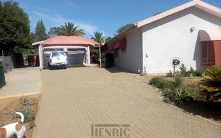 4 Bedroom House For Sale in Omaruru