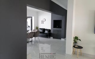 3 Bedroom House For Sale in Mile 4, Swakopmund