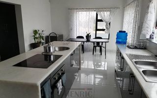 3 Bedroom House For Sale in Mile 4, Swakopmund