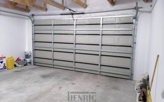 3 Bedroom House For Sale in Mile 4, Swakopmund