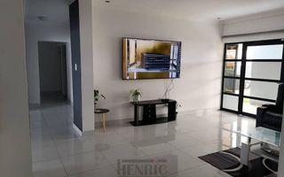 3 Bedroom House For Sale in Mile 4, Swakopmund