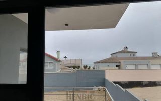 3 Bedroom House For Sale in Mile 4, Swakopmund
