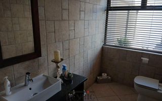 6 Bedroom House For Sale in Swakopmund Ext 9