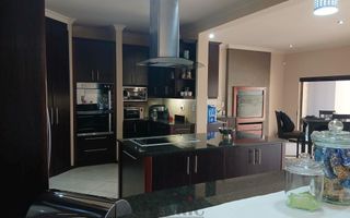 6 Bedroom House For Sale in Swakopmund Ext 9