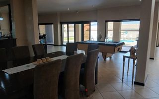 6 Bedroom House For Sale in Swakopmund Ext 9