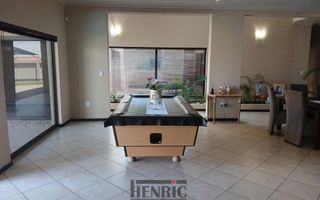 6 Bedroom House For Sale in Swakopmund Ext 9