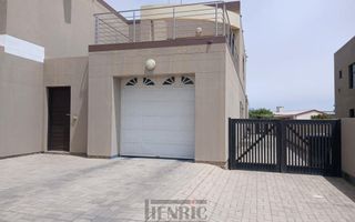 6 Bedroom House For Sale in Swakopmund Ext 9