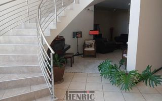 6 Bedroom House For Sale in Swakopmund Ext 9