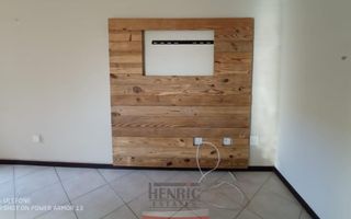 6 Bedroom House For Sale in Swakopmund Ext 9