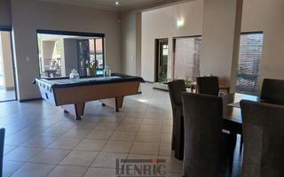 6 Bedroom House For Sale in Swakopmund Ext 9