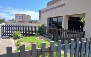 6 Bedroom House For Sale in Swakopmund Ext 9