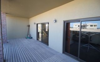 5 Bedroom House For Sale in Vogelstrand