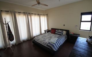 5 Bedroom House For Sale in Vogelstrand