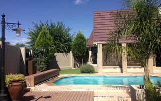 4 Bedroom House For Sale in Okahandja