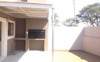 2 Bedroom Townhouse For Sale in Okahandja