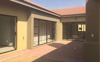 3 Bedroom Townhouse For Sale in Okahandja